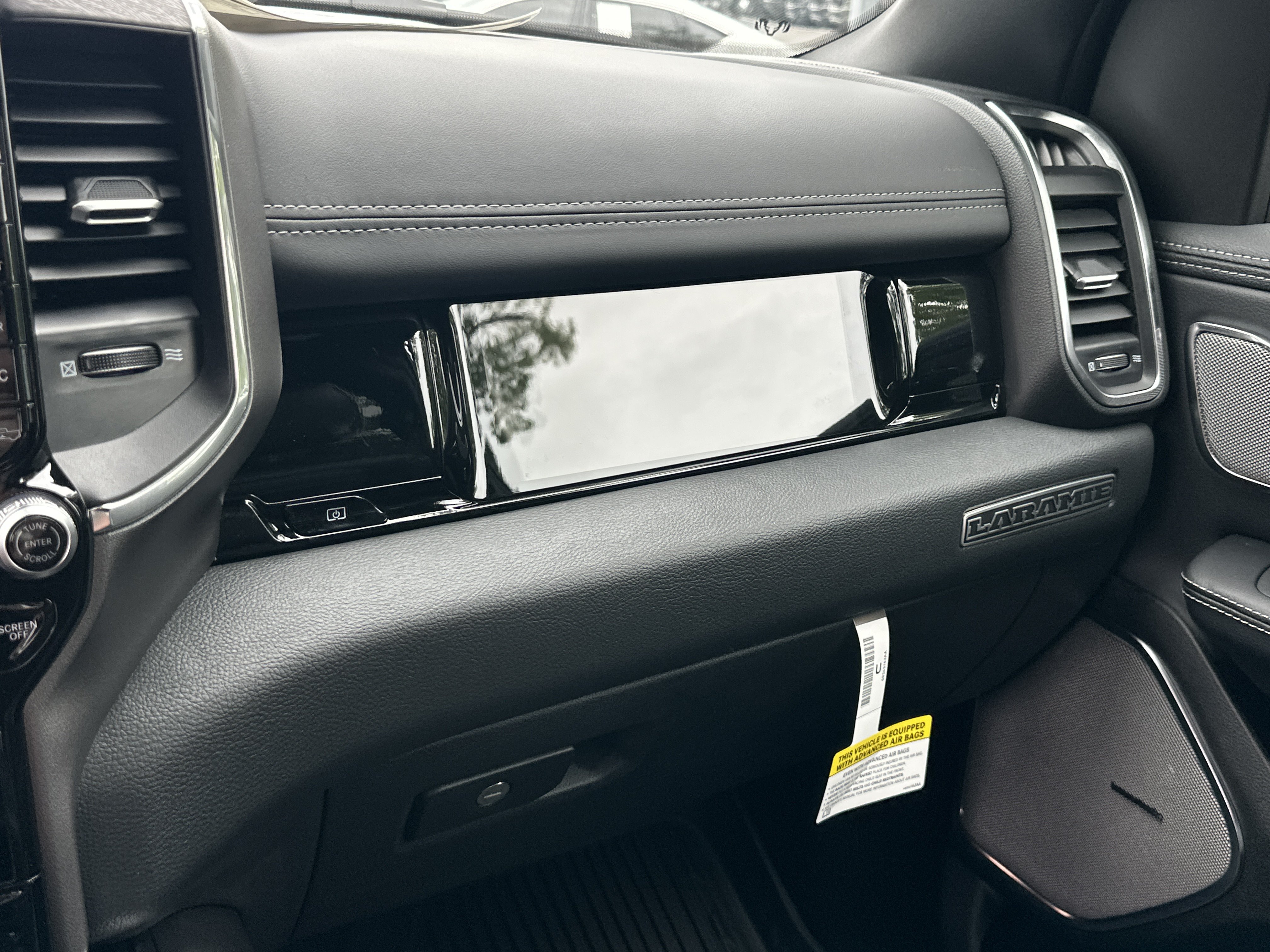 New 2026 RAM 1500 Laramie w/ Night Edition AWD/4WD image 5