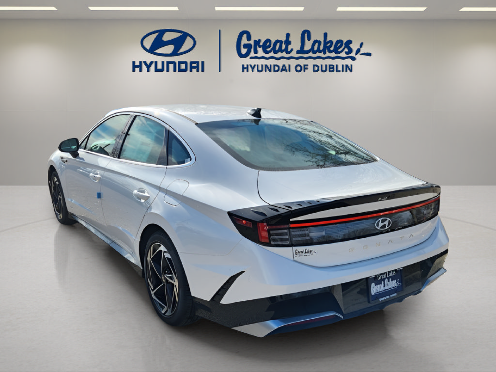 New 2026 Hyundai Sonata SEL FWD image 3