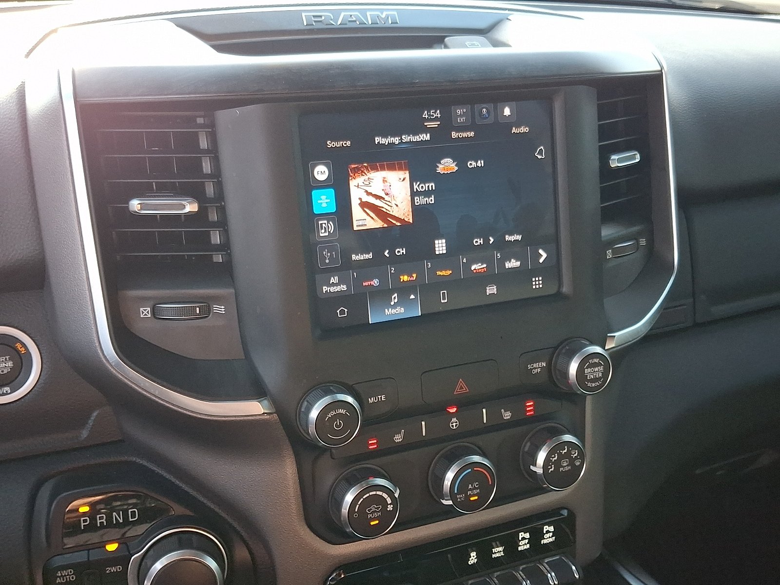 Used 2024 RAM 1500 Big Horn AWD/4WD image 16