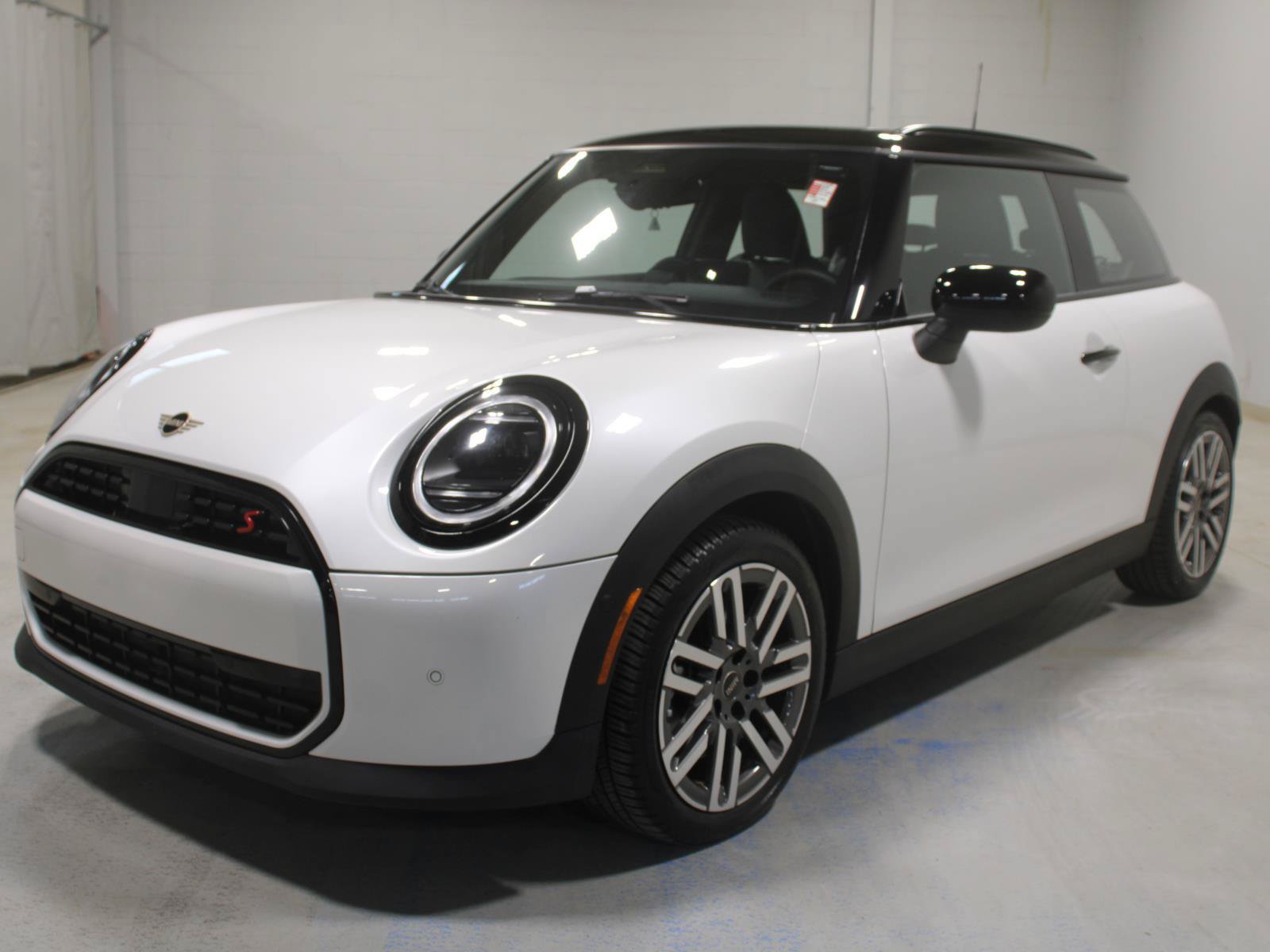 Certified 2026 MINI Cooper S FWD image 1
