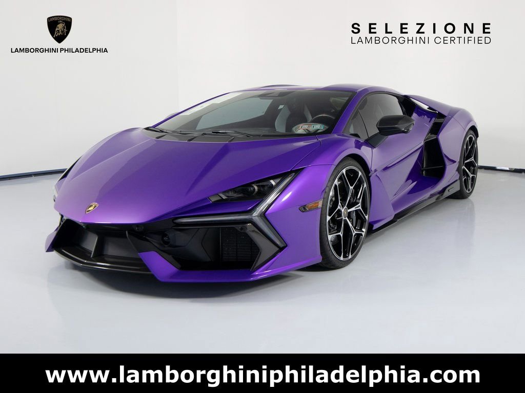 Used 2024 Lamborghini Revuelto image 1