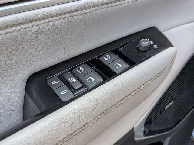 Used 2022 Jeep Wagoneer Series III w/ Premium Group I image 16