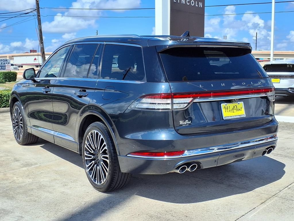 Certified 2023 Lincoln Aviator Black Label w/ Class IV Trailer Tow Package AWD/4WD image 4