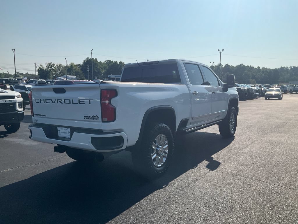 Used 2024 Chevrolet Silverado 3500 High Country w/ High Country Premium Package AWD/4WD image 5