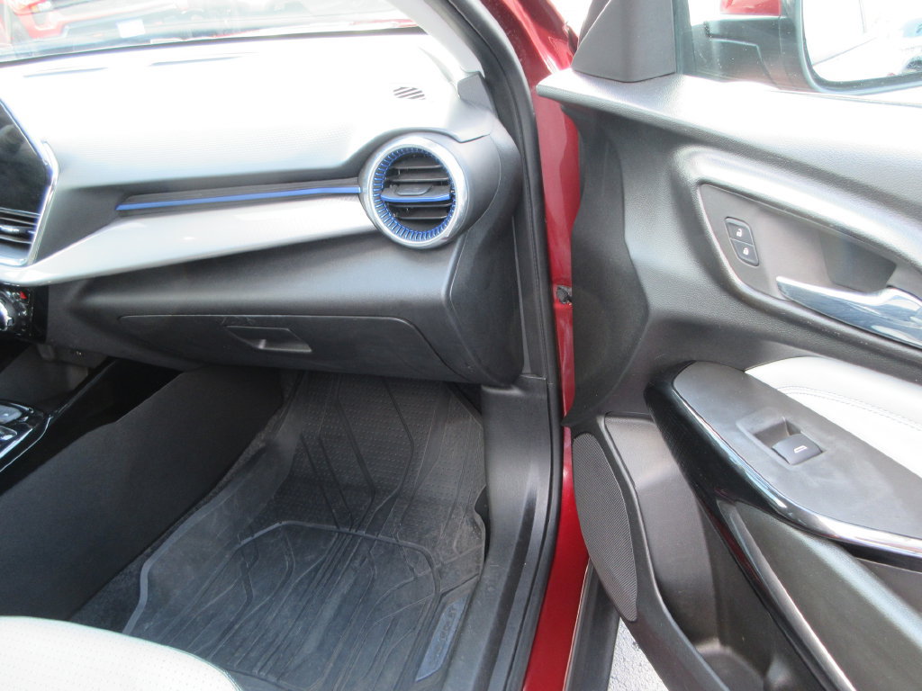 Certified 2024 Chevrolet Trax LT w/ Driver Confidence Package FWD image 19