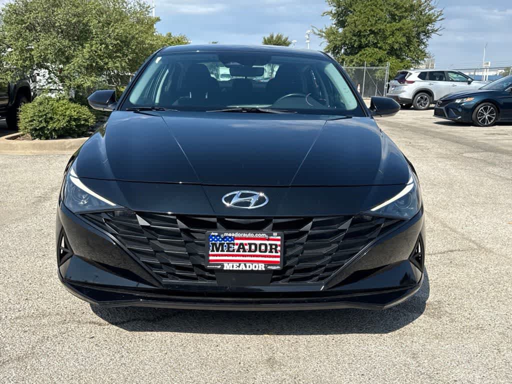 Used 2023 Hyundai Elantra SEL w/ Convenience Package FWD image 8
