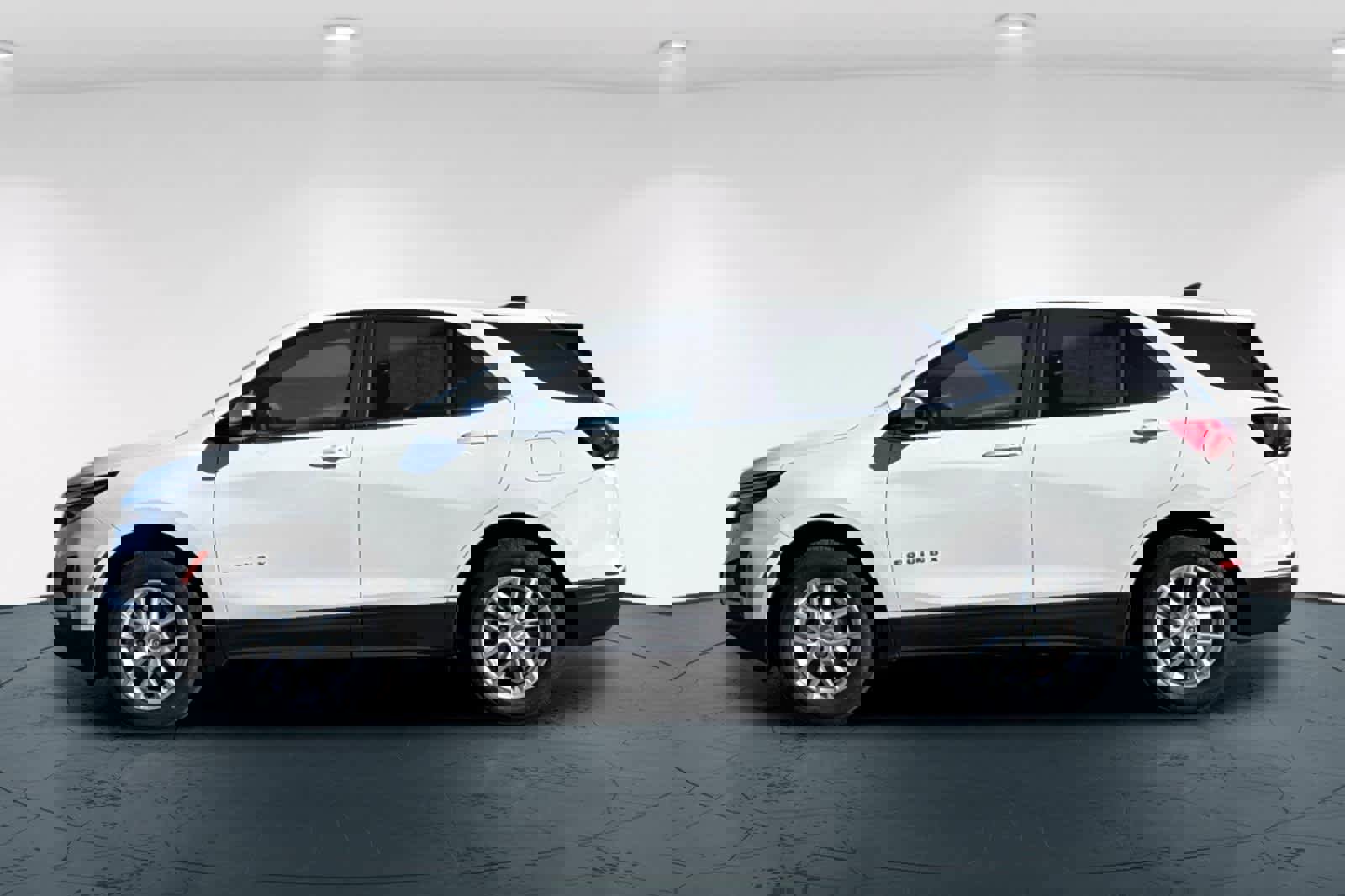 Used 2023 Chevrolet Equinox LT image 9