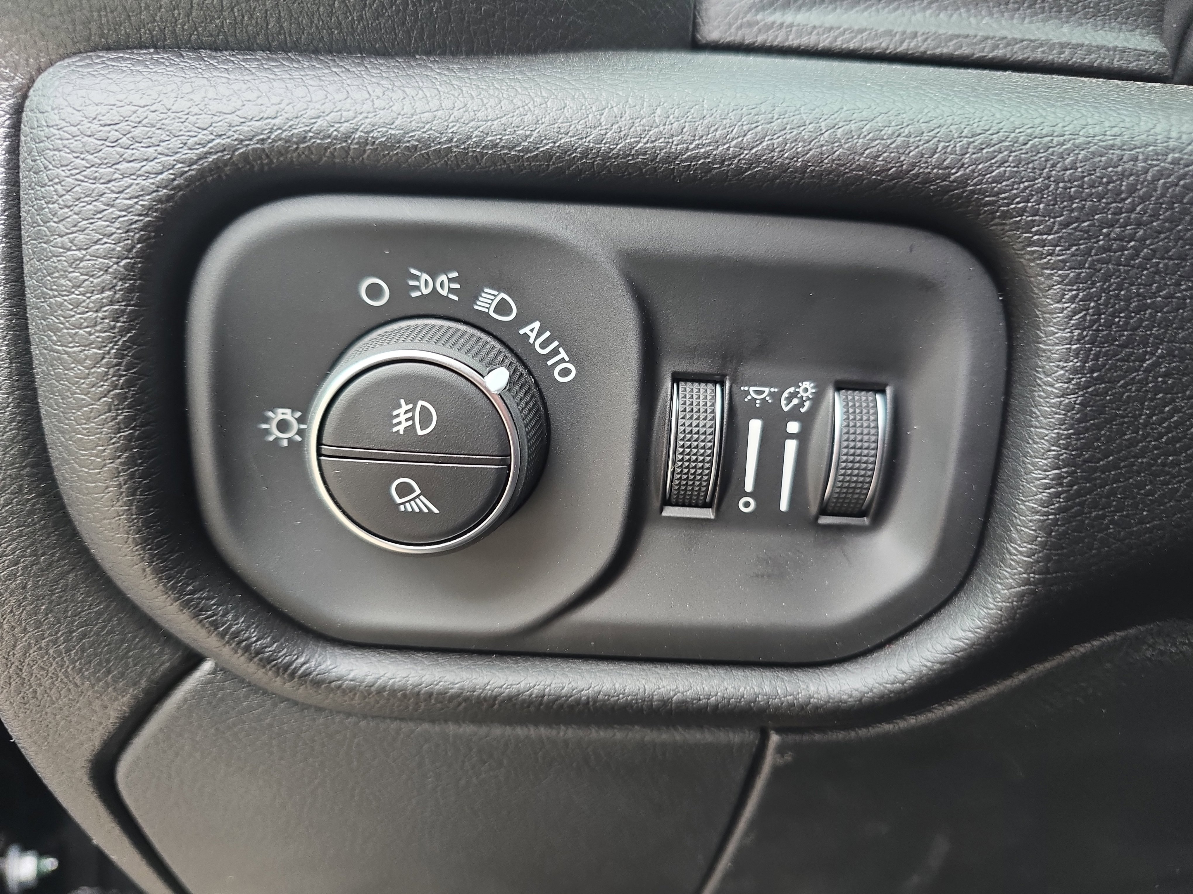 New 2026 RAM 2500 Laramie image 26