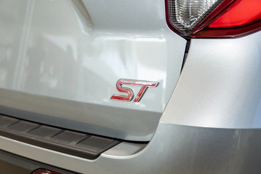 Used 2023 Ford Explorer ST w/ Equipment Group 401A image 10