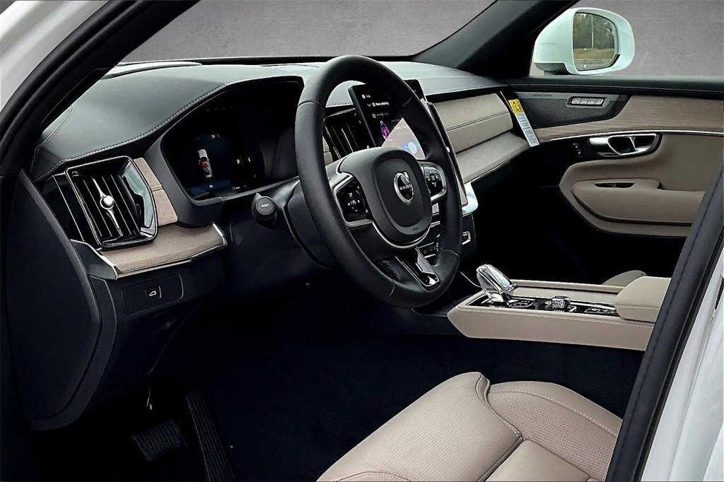 New 2026 Volvo XC90 B6 Ultra image 7