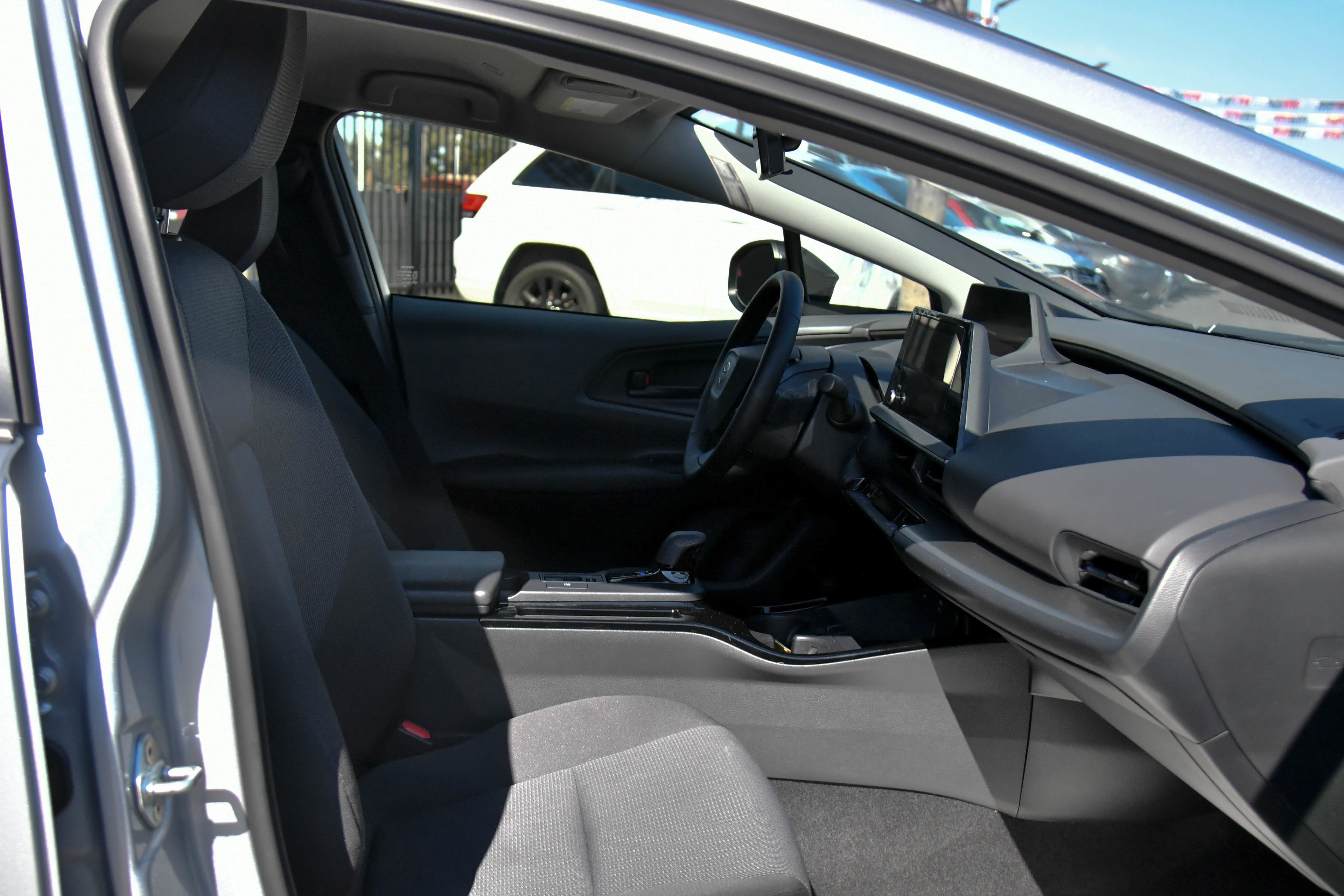 Used 2025 Toyota Prius LE image 45