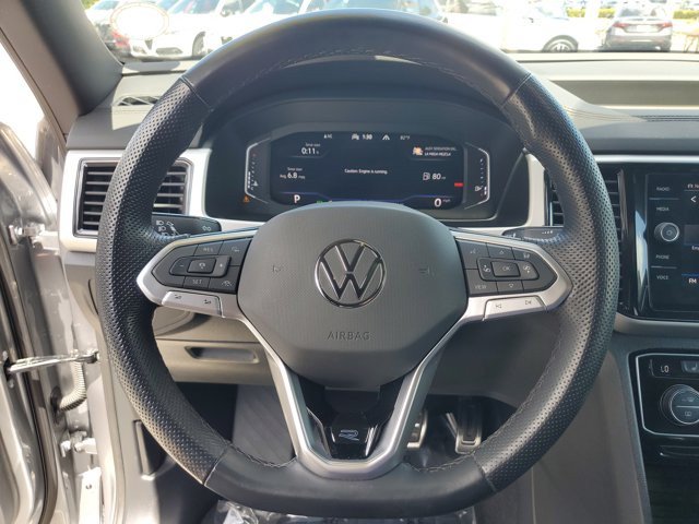 Used 2022 Volkswagen Atlas Cross Sport SEL R-Line AWD/4WD image 29