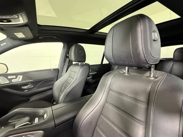 Used 2022 Mercedes-Benz GLS 450 4MATIC w/ AMG Line Exterior image 15