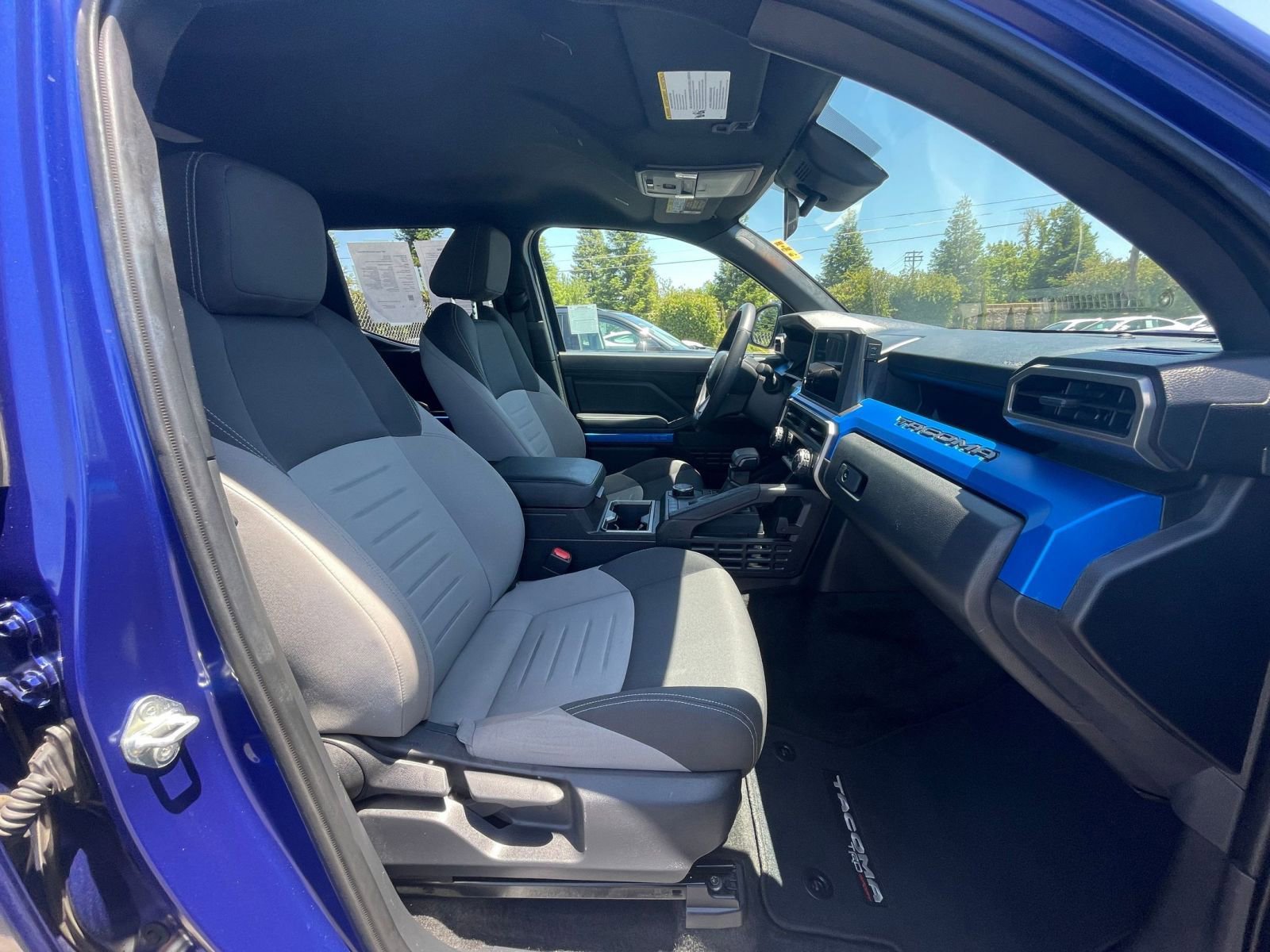 Used 2024 Toyota Tacoma TRD Sport image 25