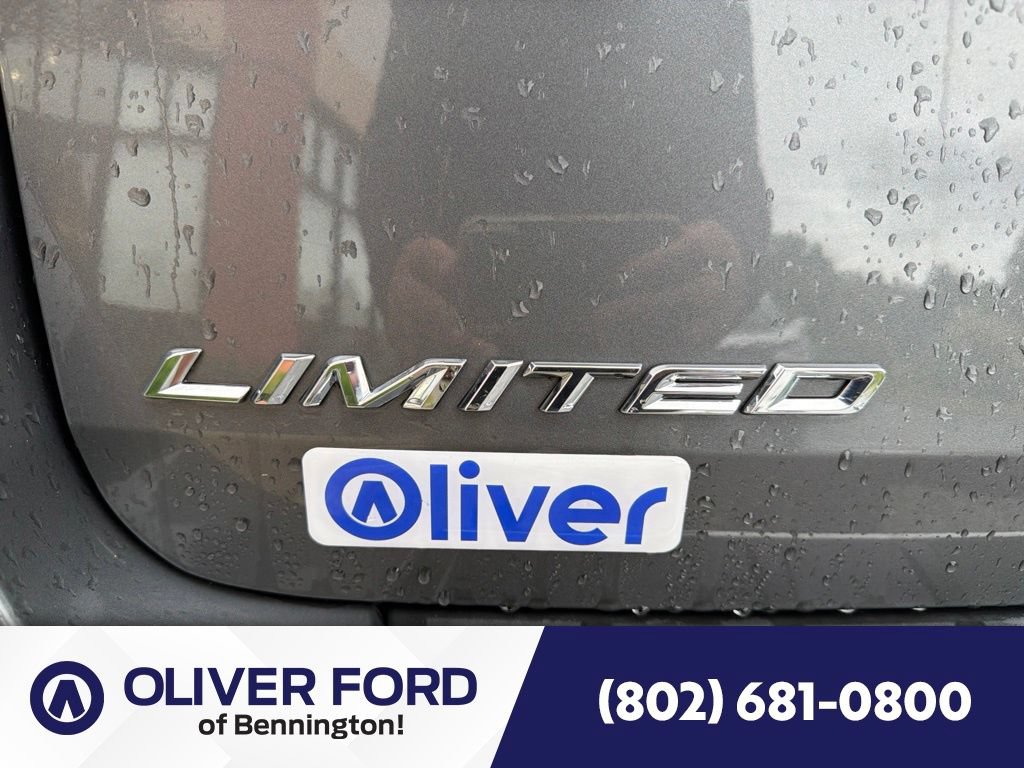 Used 2023 Ford Explorer Limited AWD/4WD image 15