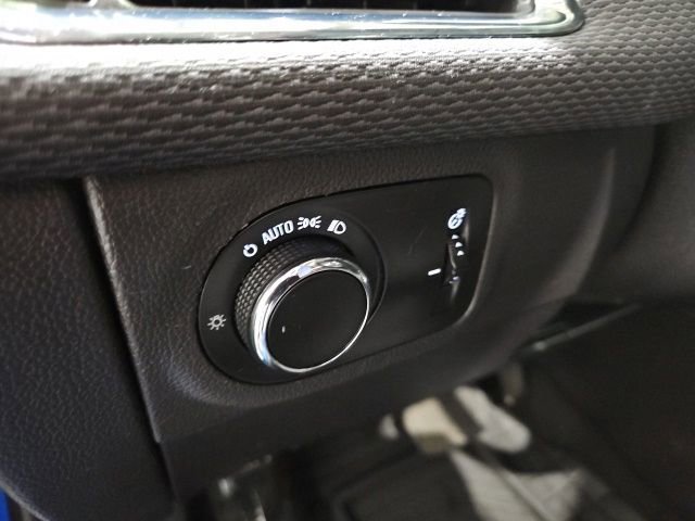 Certified 2017 Chevrolet Cruze LT FWD image 16