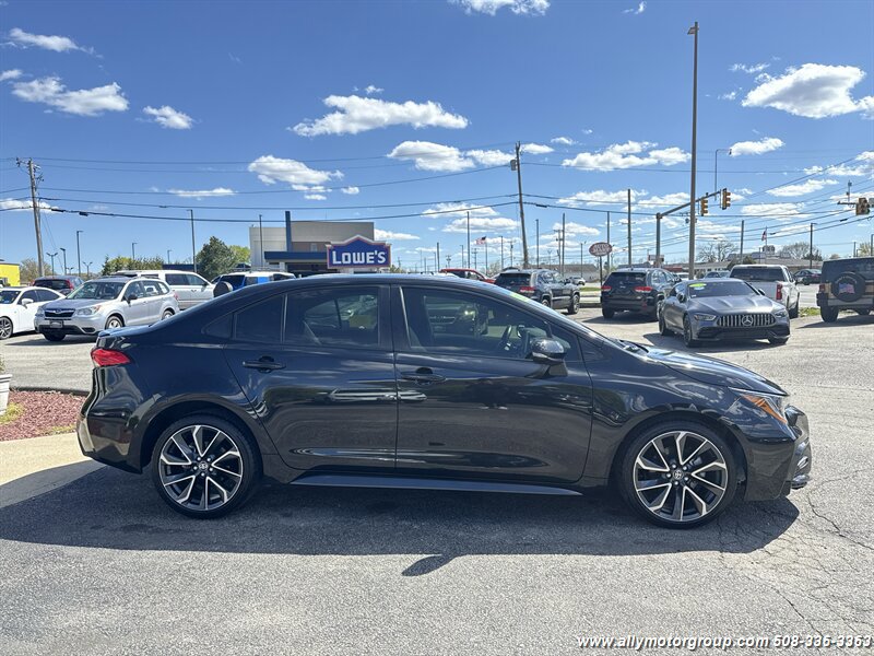 Used 2021 Toyota Corolla SE FWD image 4