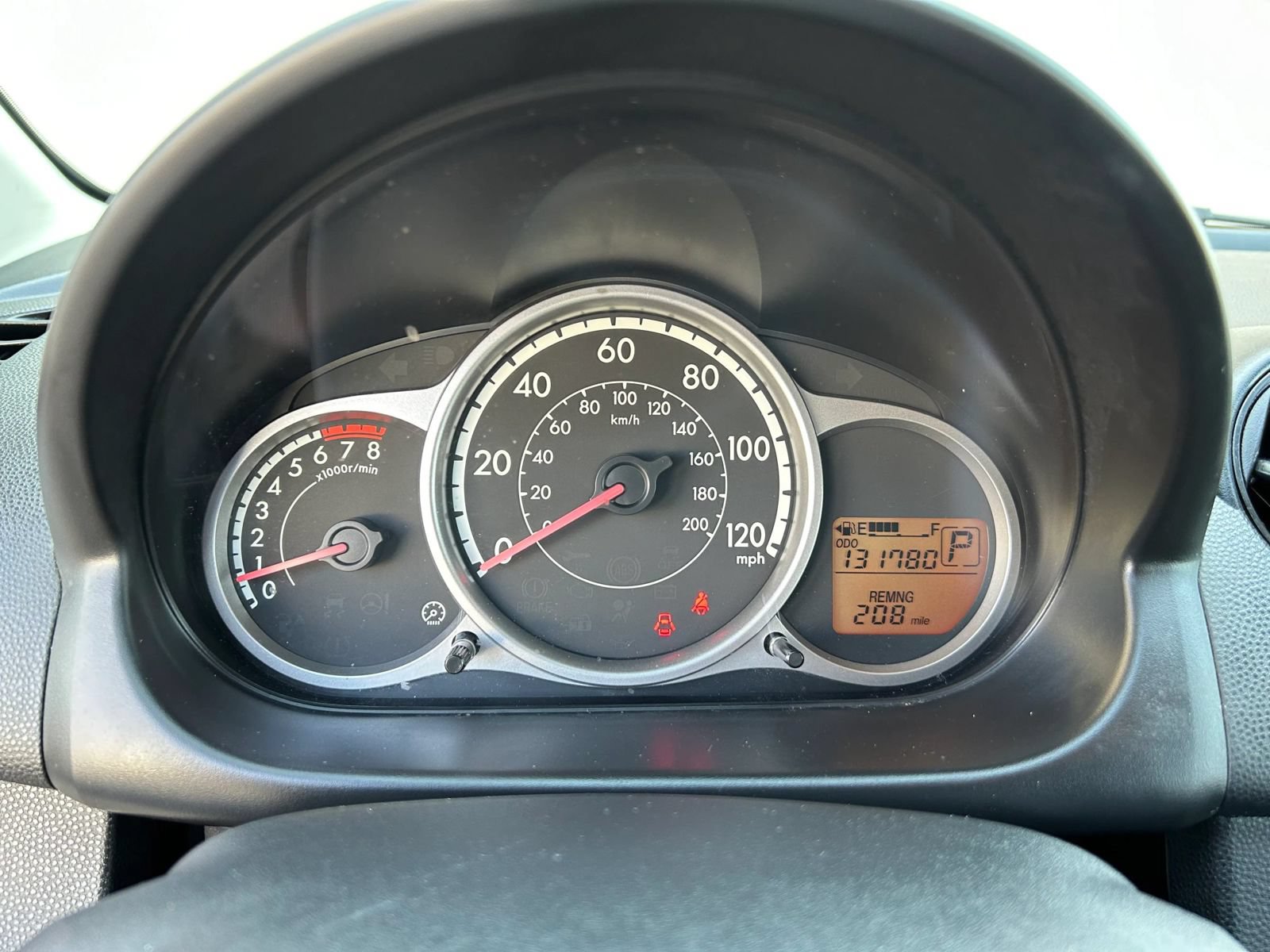 Used 2014 MAZDA MAZDA2 Touring FWD image 10