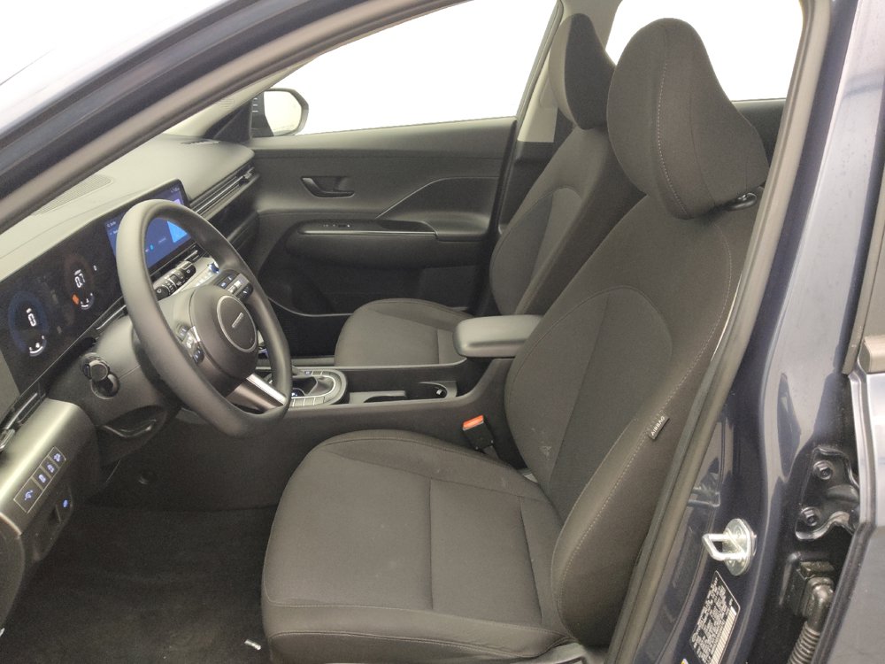 Used 2024 Hyundai Kona SE FWD image 17