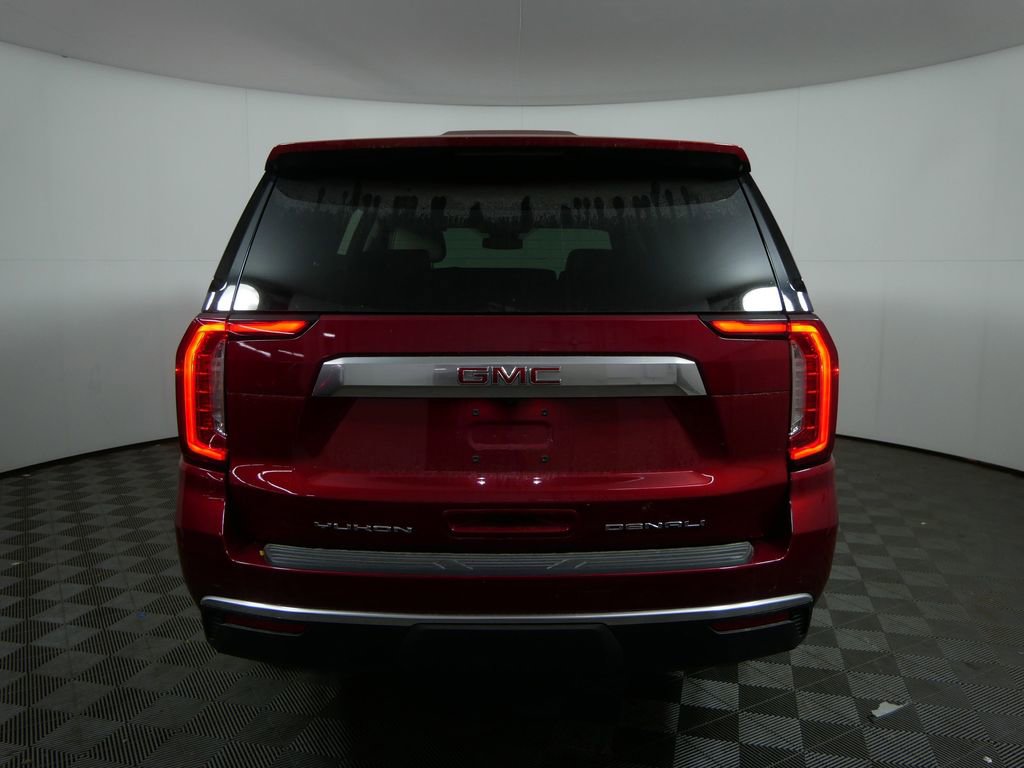 Used 2024 GMC Yukon Denali image 4