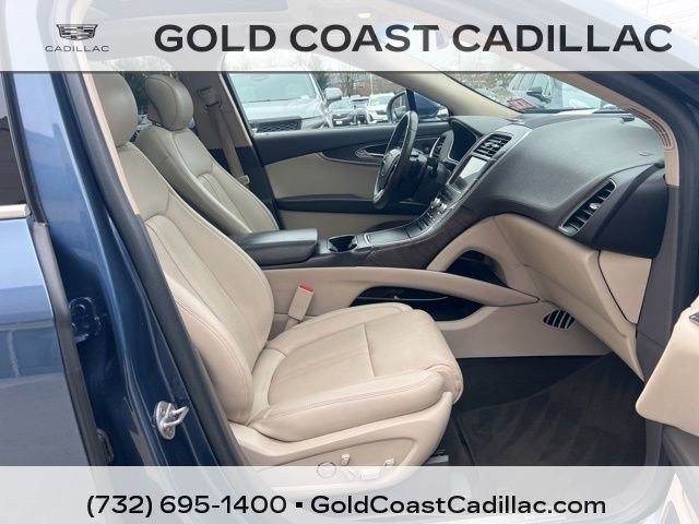 Used 2019 Lincoln Nautilus Reserve w/ Driver Assistance Package AWD/4WD image 7