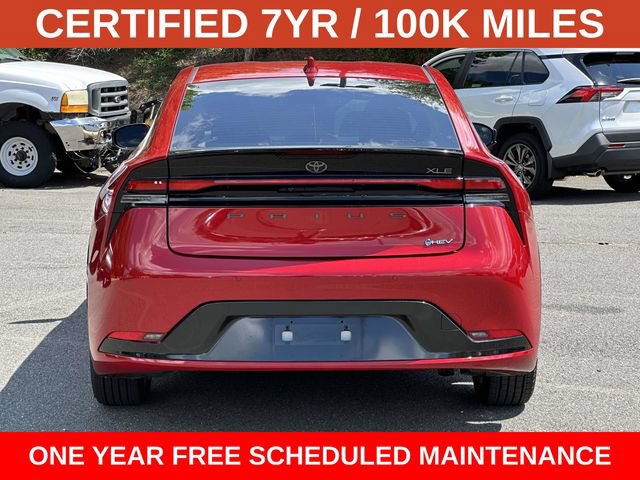Used 2024 Toyota Prius XLE FWD image 3