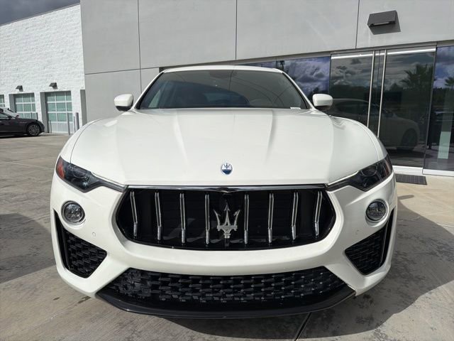 Certified 2022 Maserati Levante GT AWD/4WD image 3