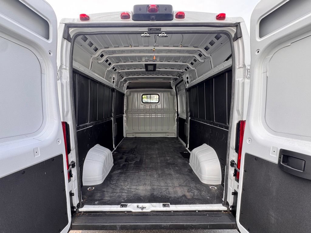 New 2026 RAM ProMaster 2500 w/ Convenience Group FWD image 7
