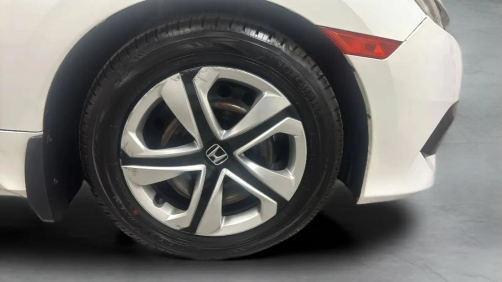 Used 2017 Honda Civic LX image 25