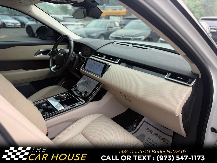 Used 2018 Land Rover Range Rover Velar S AWD/4WD image 24