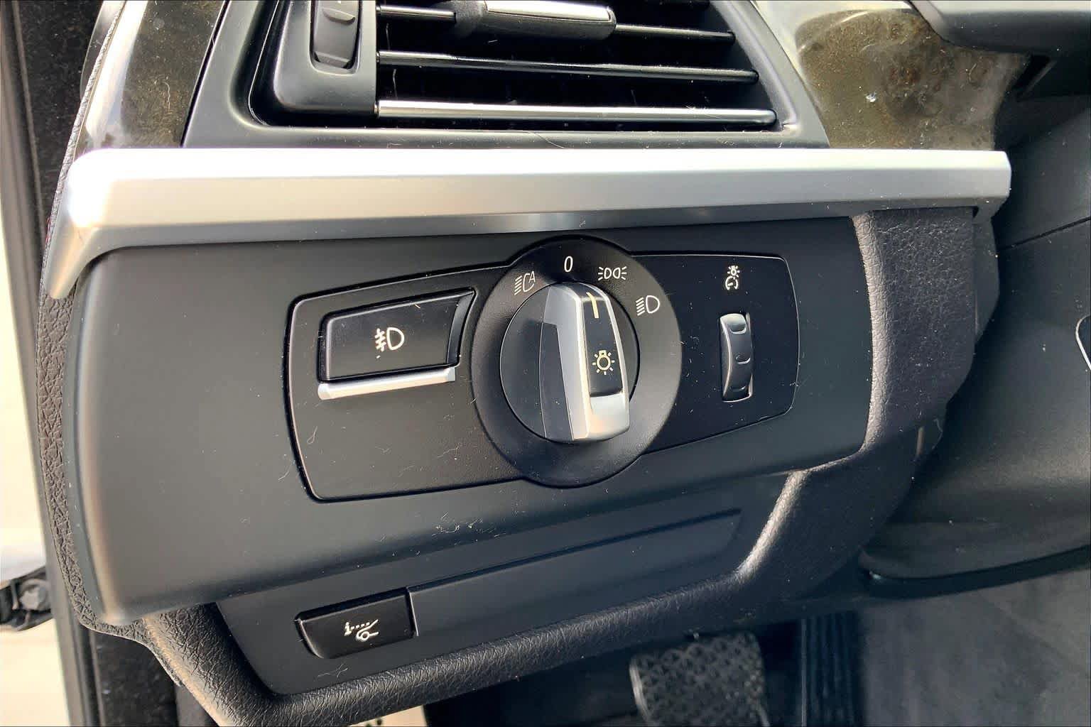 Used 2015 BMW 640i Coupe RWD image 32