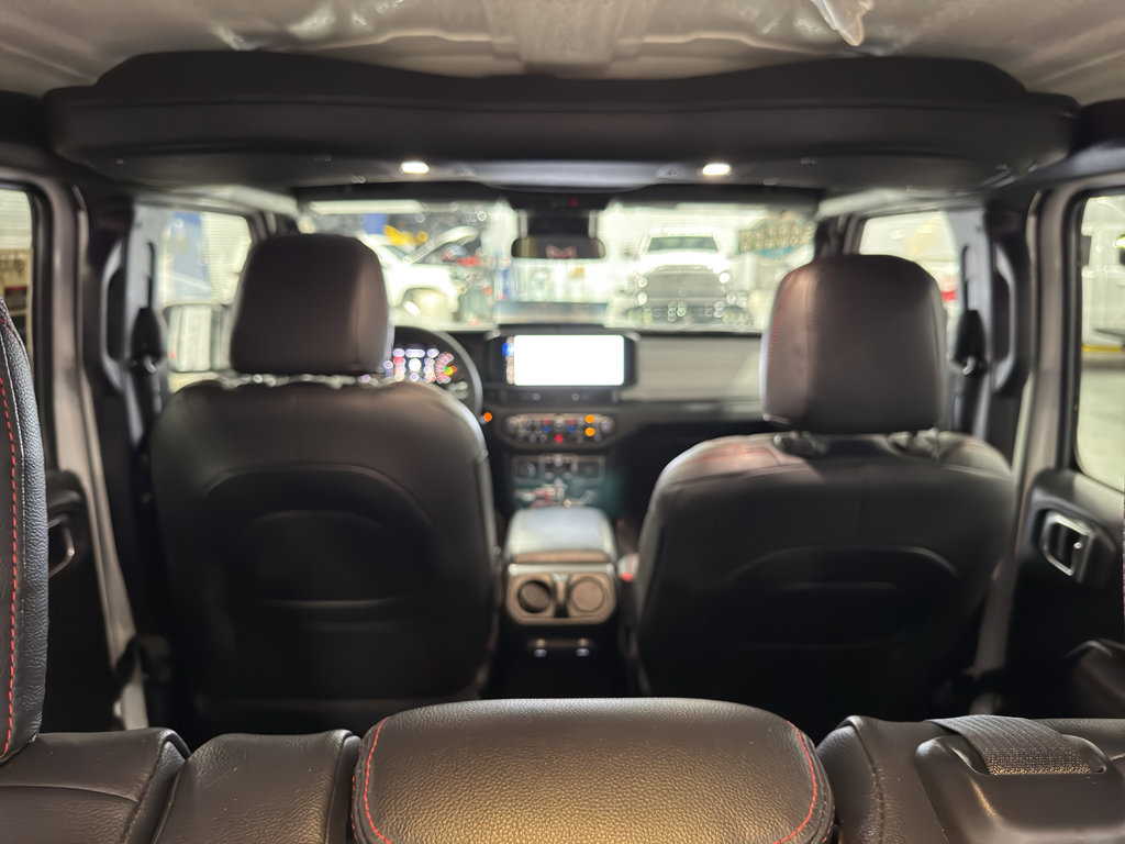 Used 2024 Jeep Wrangler Willys image 15