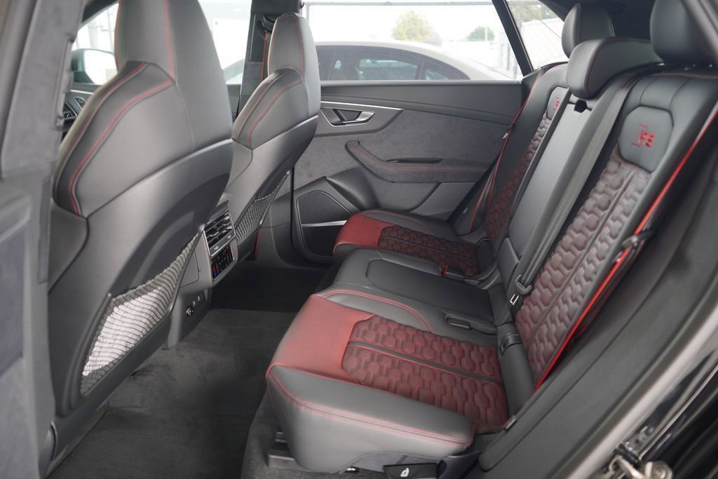 New 2026 Audi RS Q8 performance image 7