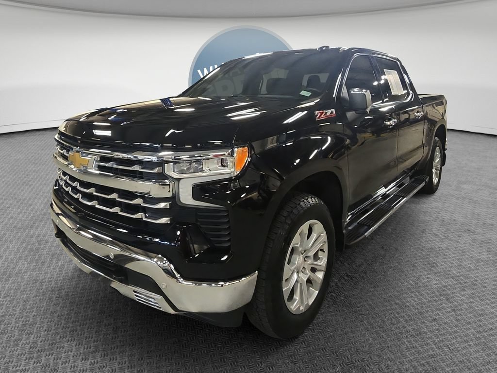 Used 2023 Chevrolet Silverado 1500 LTZ w/ LTZ Premium Package AWD/4WD image 9