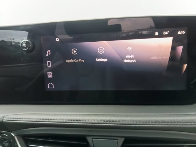 Used 2024 Buick Encore GX Sport Touring FWD image 8