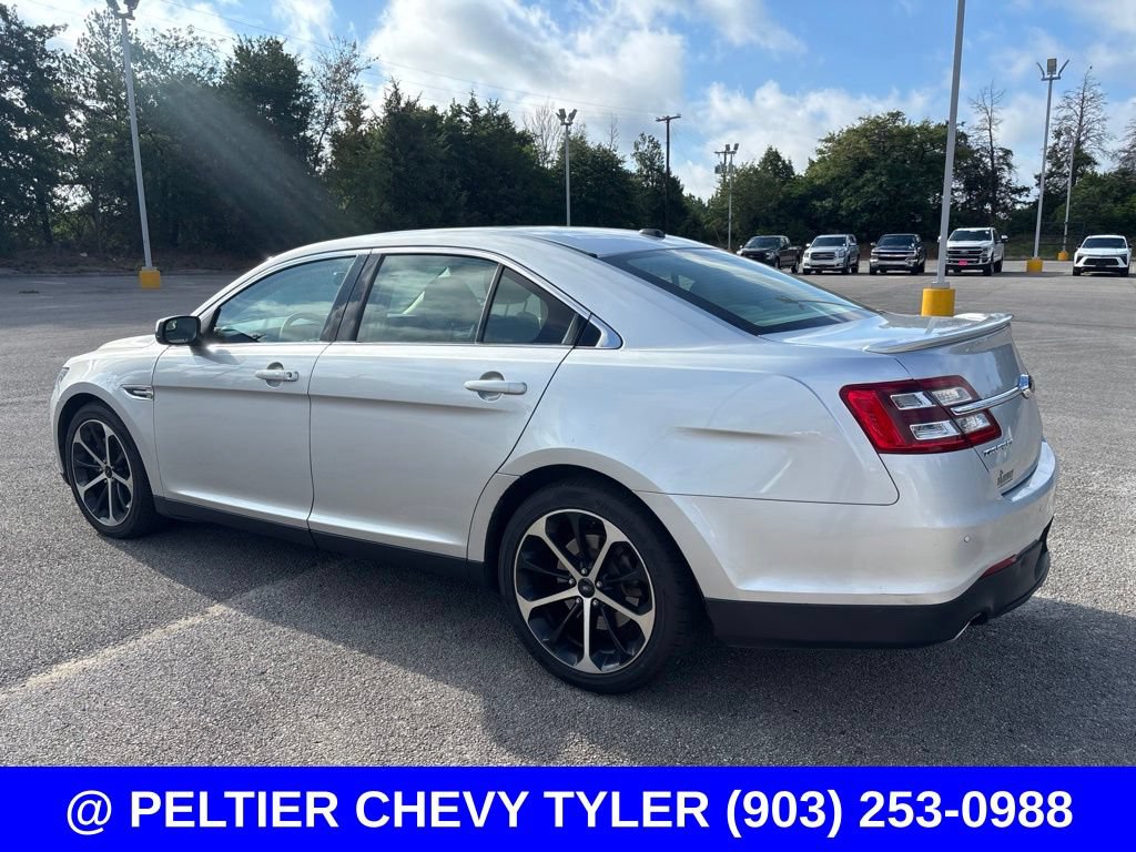 Used 2016 Ford Taurus SEL w/ Equipment Group 201A FWD image 5