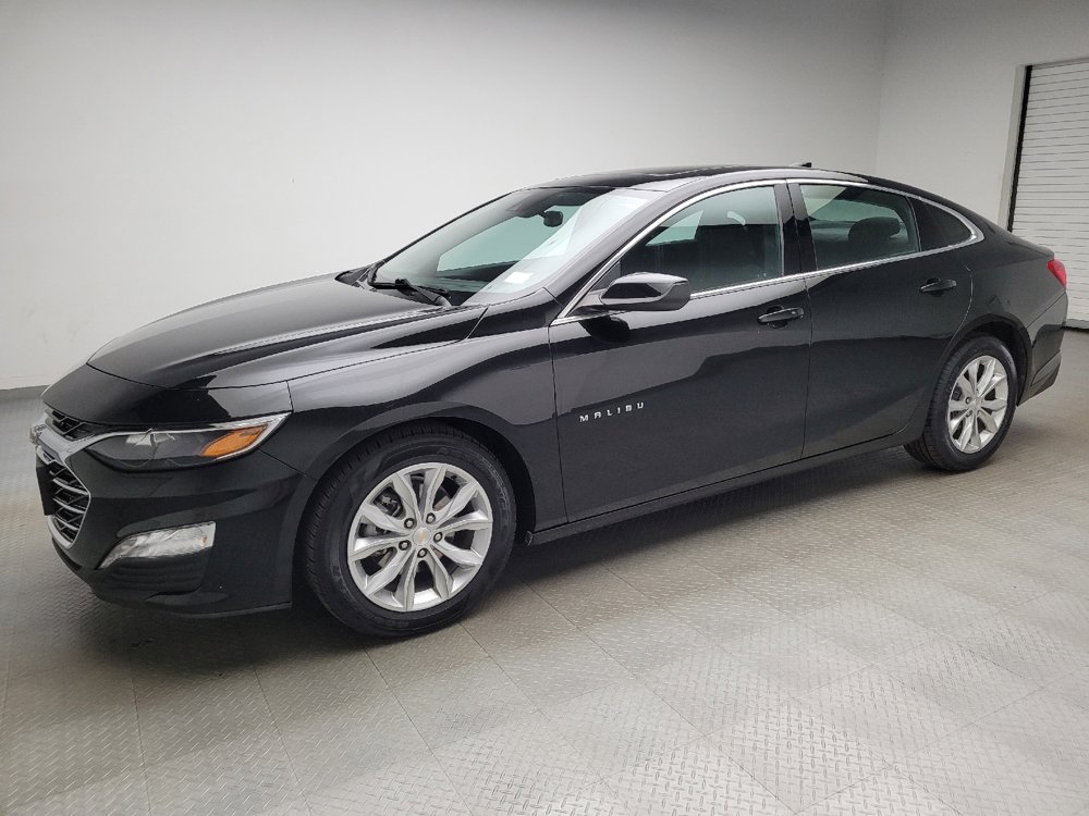 Used 2024 Chevrolet Malibu LT FWD image 2