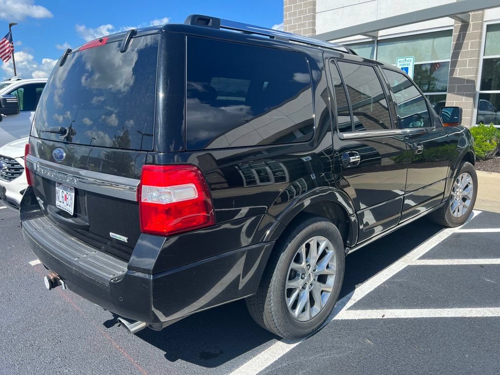 Used 2017 Ford Expedition Limited w/ Equipment Group 301A AWD/4WD image 3