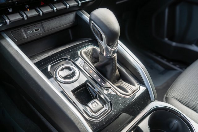 Used 2023 Chevrolet Colorado LT image 26