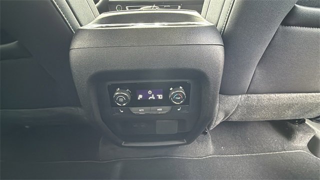 New 2026 Chevrolet Traverse RS w/ LPO, Floor Liner Package image 41