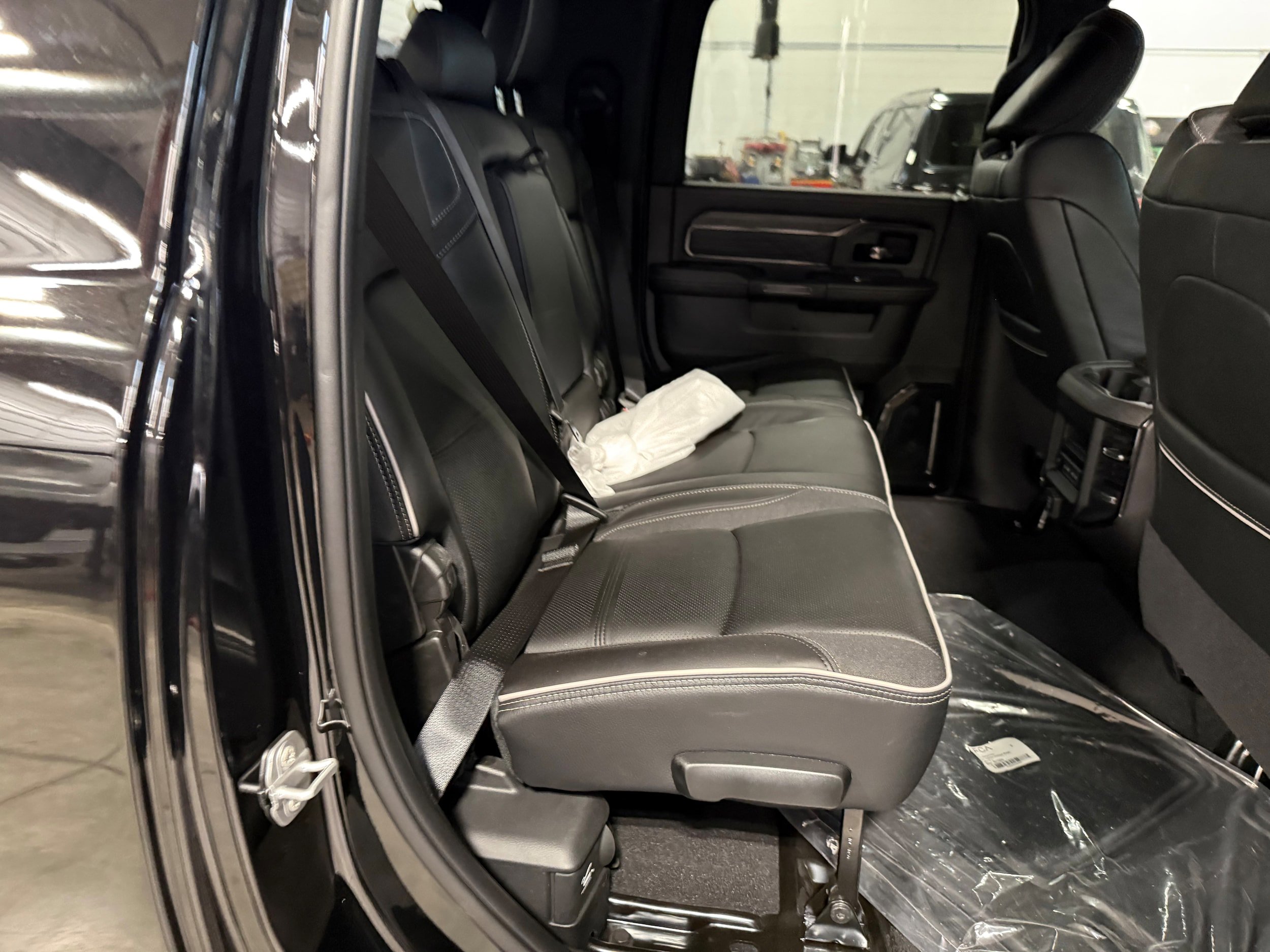 New 2026 RAM 2500 Limited AWD/4WD image 14
