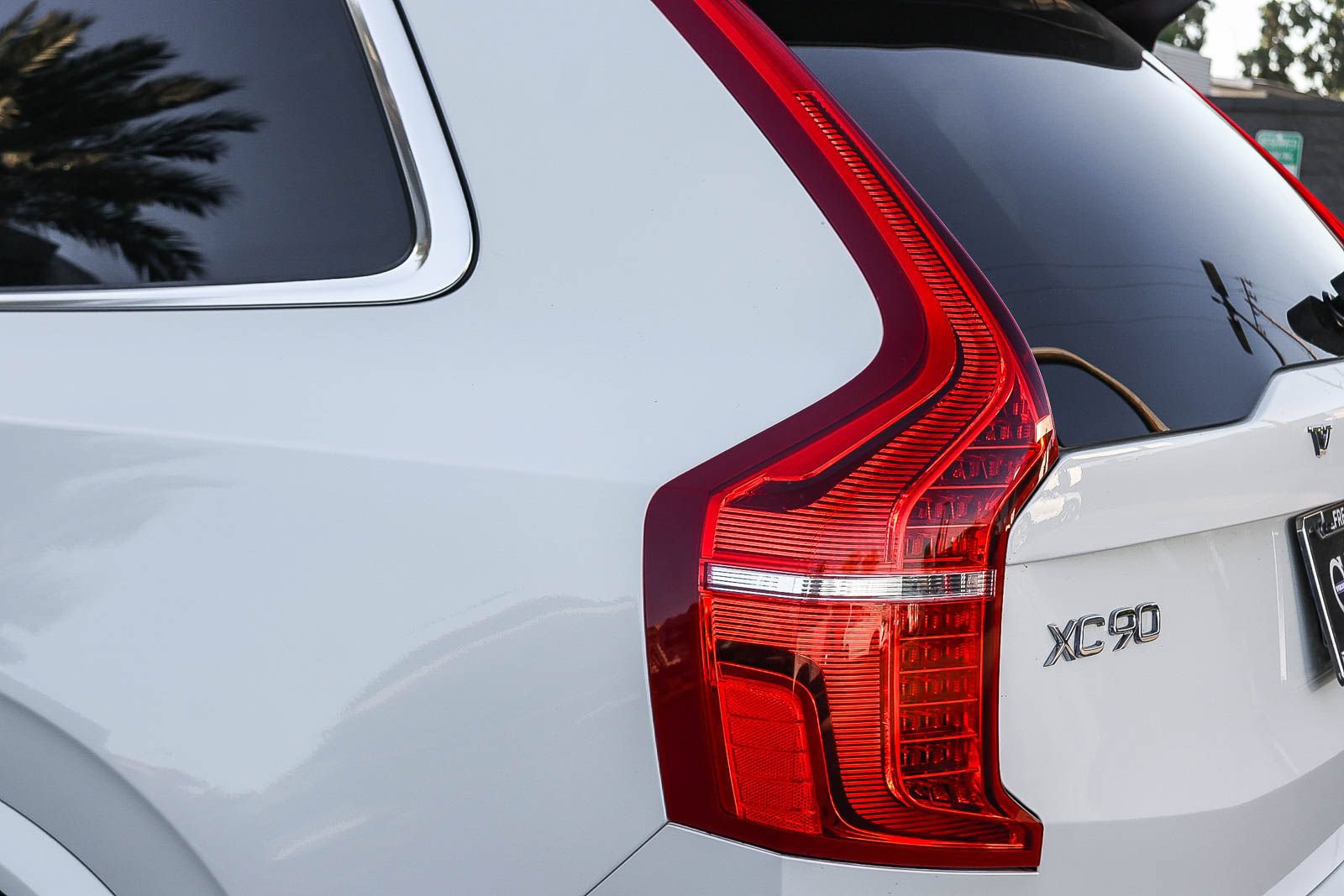 Used 2024 Volvo XC90 B6 Plus AWD/4WD image 12