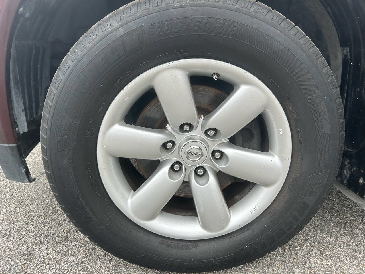 Used 2015 Nissan Armada SV AWD/4WD image 16