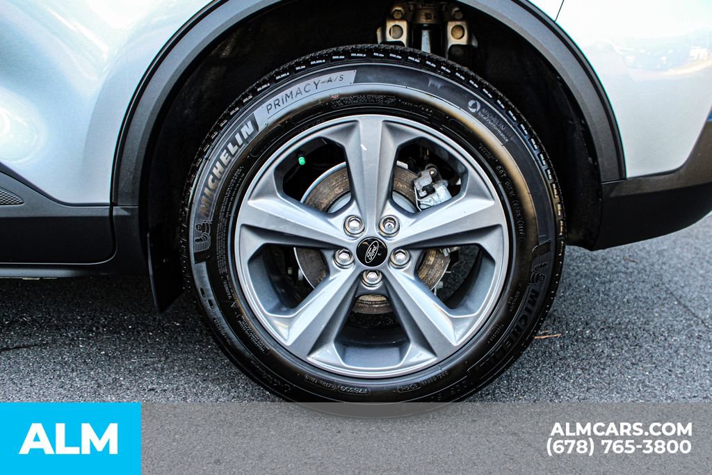 Used 2023 Ford Escape SE image 16