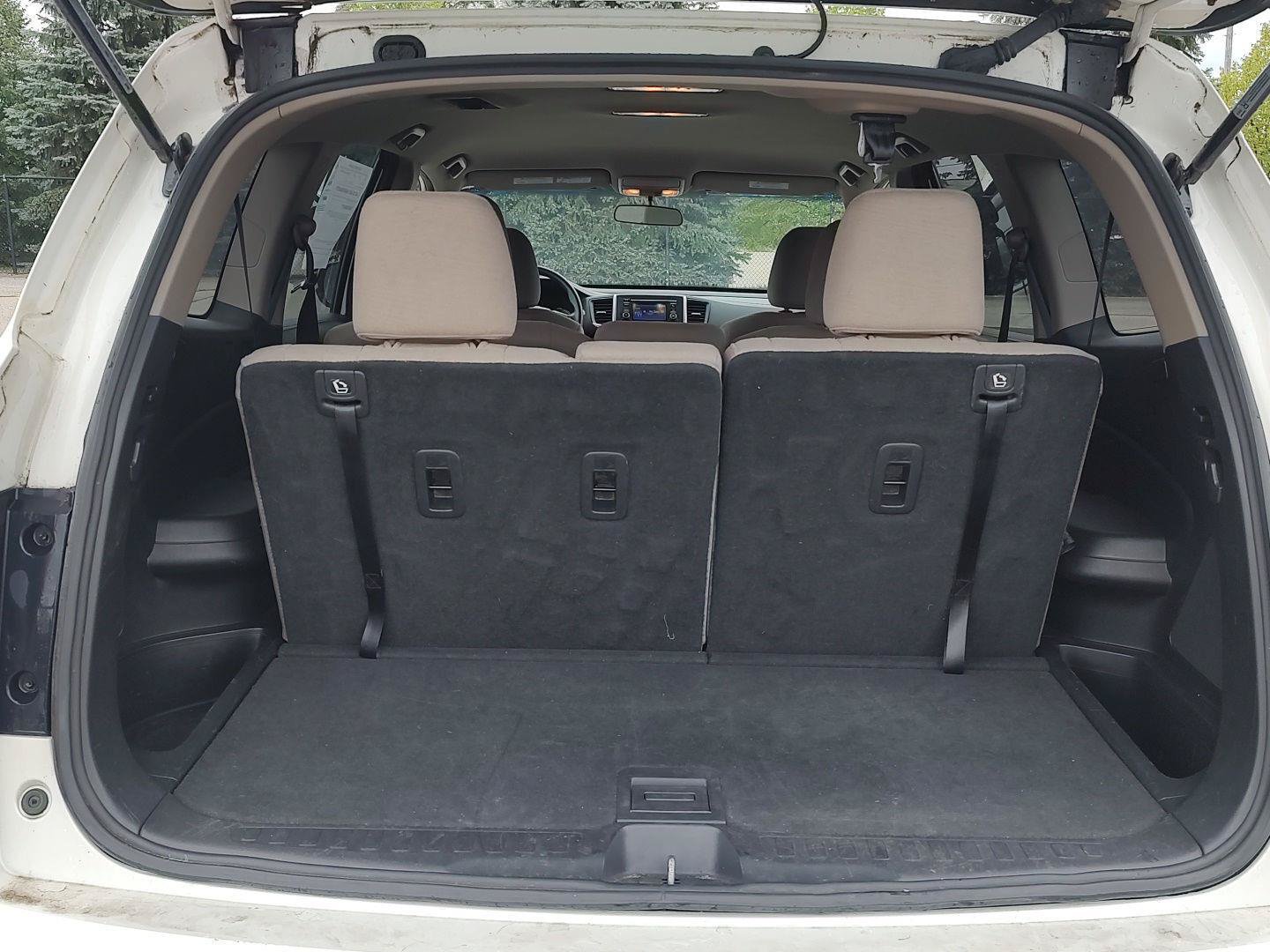 Used 2016 Honda Pilot LX image 19