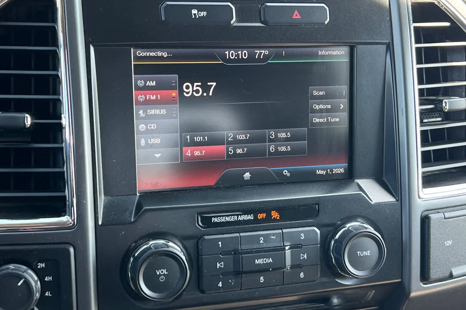 Used 2015 Ford F150 XLT w/ Equipment Group 302A Luxury AWD/4WD image 19
