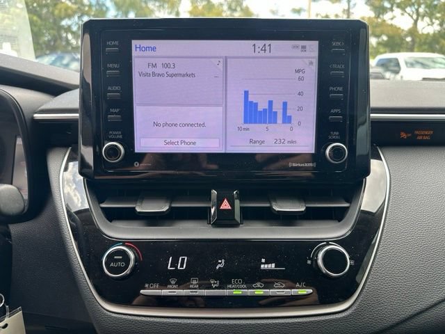 Used 2022 Toyota Corolla LE FWD image 17