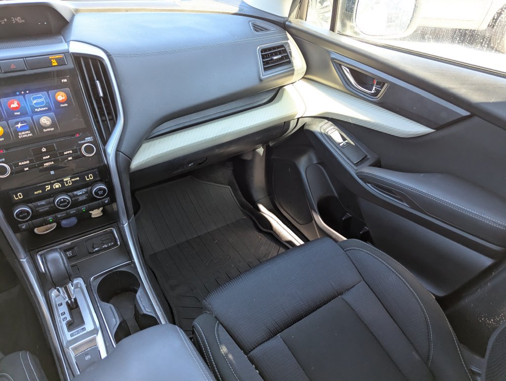 Used 2020 Subaru Ascent Premium w/ Sport Package AWD/4WD image 14
