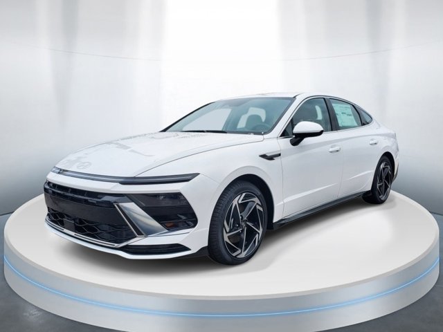 New 2026 Hyundai Sonata SEL FWD image 2