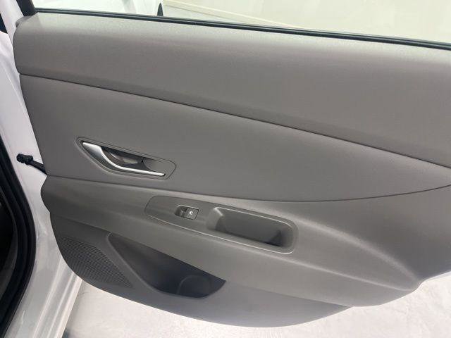 New 2026 Hyundai Elantra Sport image 24